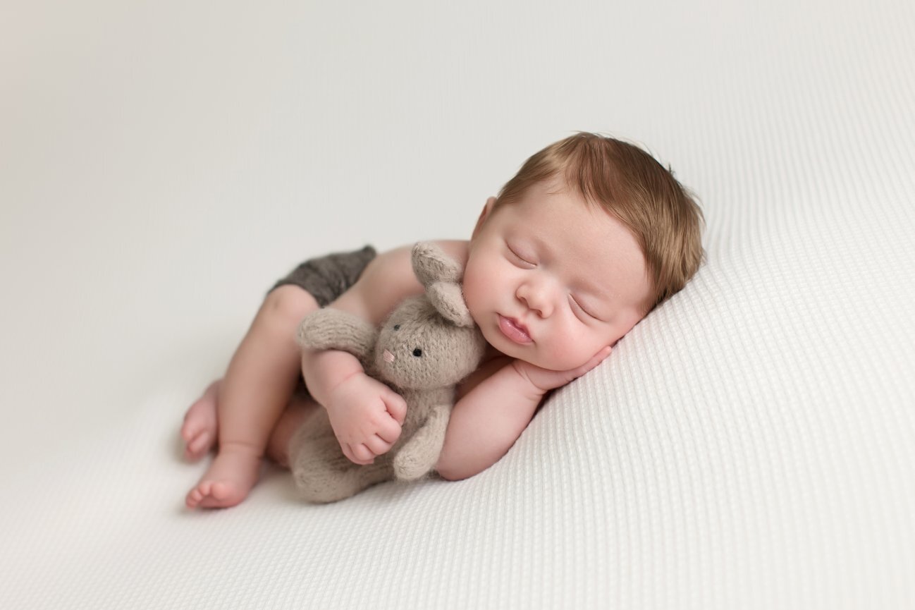 Newborn Photographer Reading